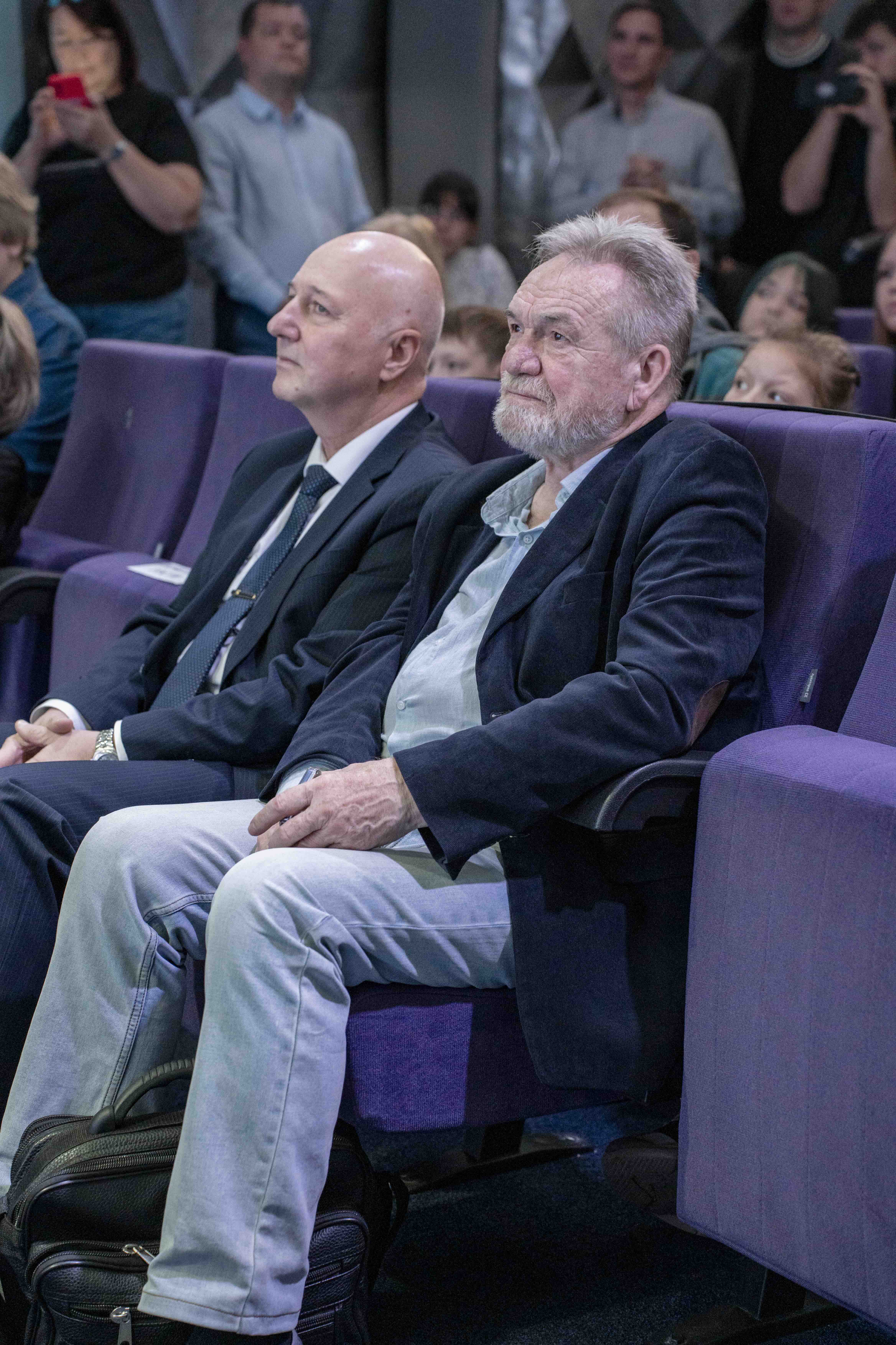 Председатель жюри номинации Изобразительное искусство, заслуженный художник России В.В. Надёжин